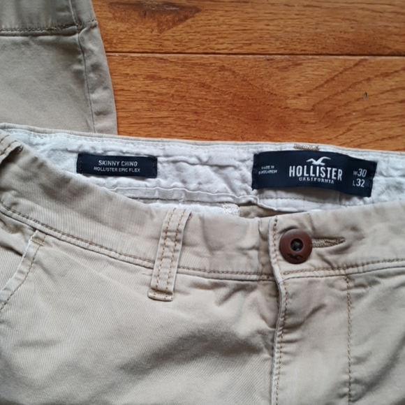 Hollister Khaki Pants - Picture 4 of 5